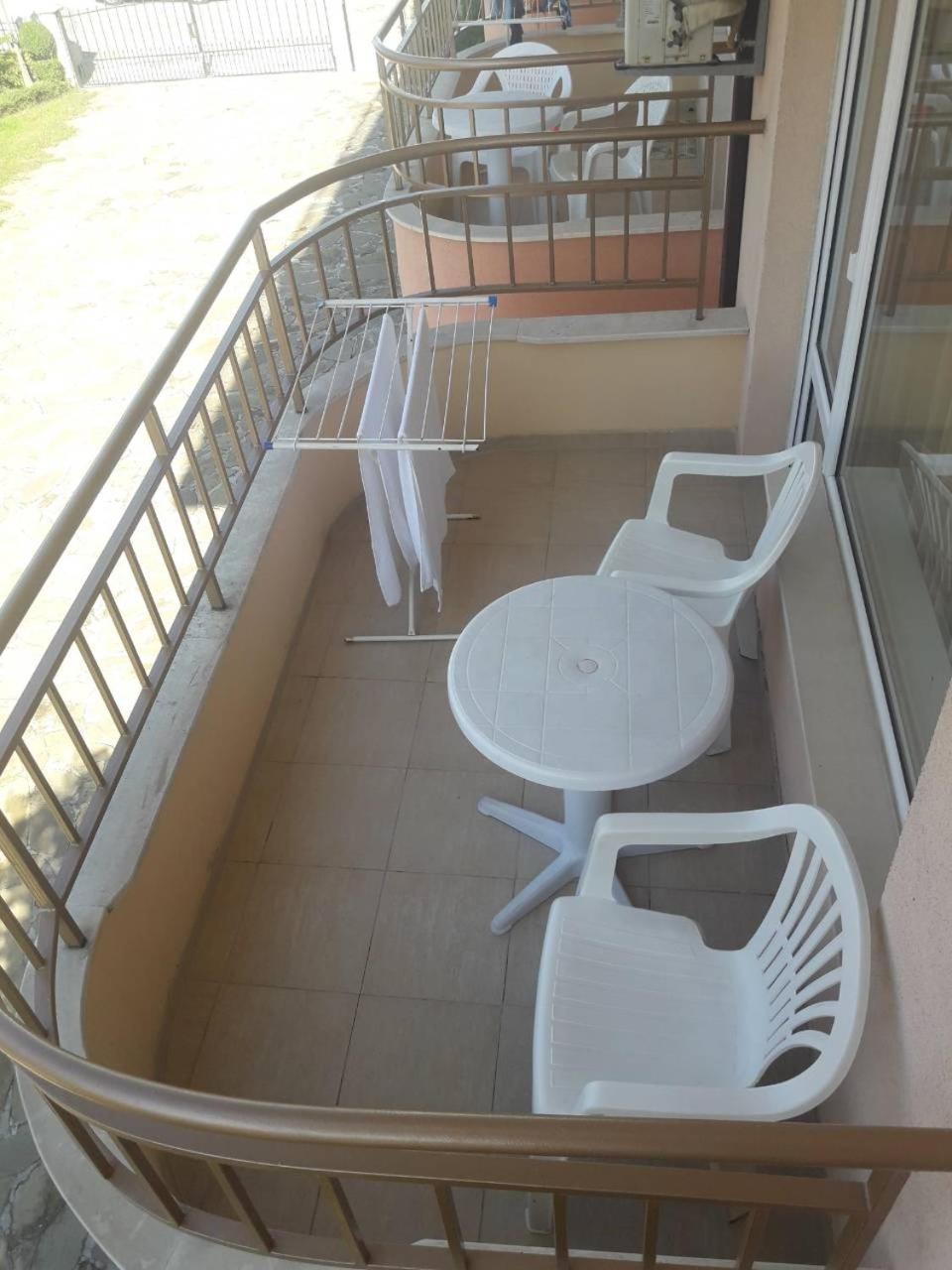 Hotel Black Sea - Breakfast, Pool & Free Parking Obzor Exterior foto